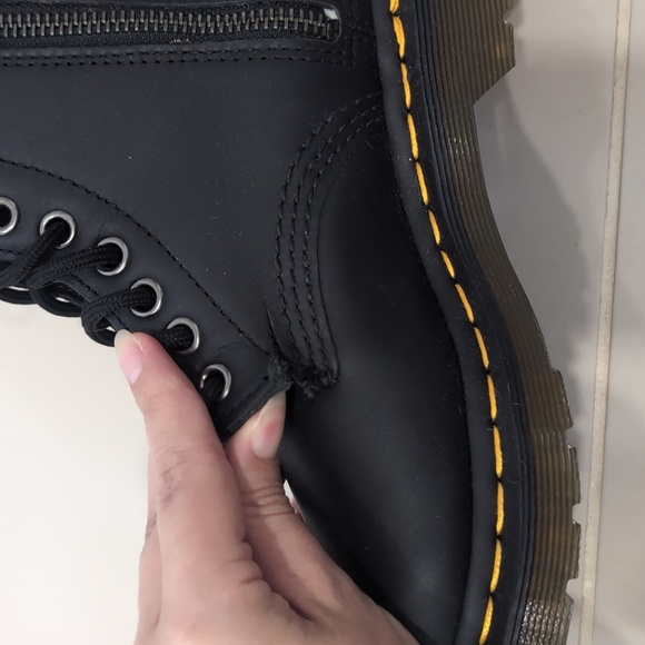 Doc Martens sz 5 - Picture 10 of 11